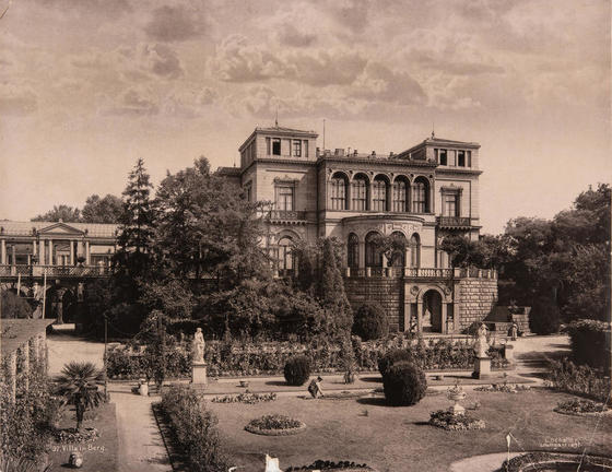 Historische Aufnahme der Villa Berg